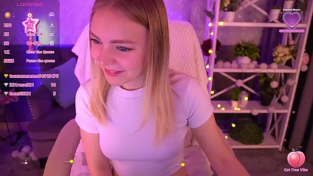 Snapshot of EmilySunshineS chatting on 02-03-25, 04:14 EmilySunshineS online show from 02-03-25, 04:14