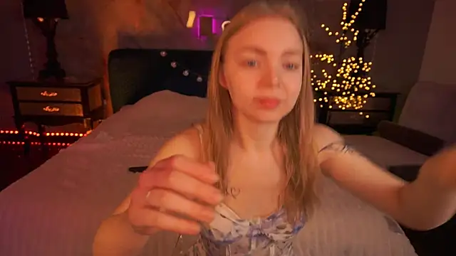 EmilySunshineS online show from 04-27-26, 06:33