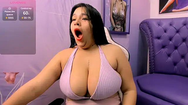 Snapshot of emma__milk_ chatting on 02-22-25, 11:24 emma  milk  online show from 02-22-25, 11:24