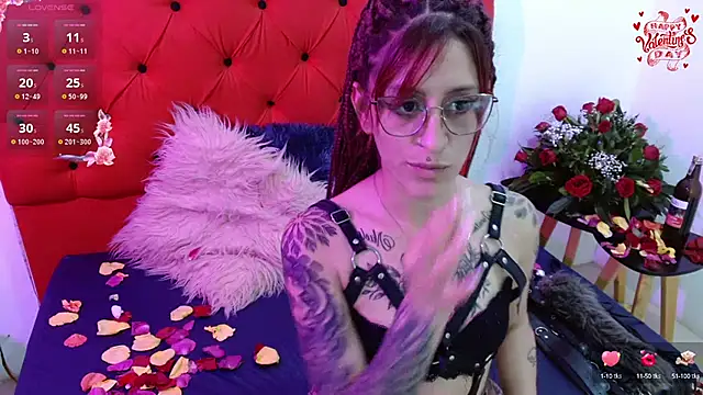 Sofi F w online show from 02-14-25, 04:04