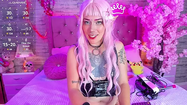 Snapshot of AuroraChann chatting on 01-12-25, 10:12 AuroraChann online show from 01-12-25, 10:12