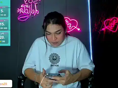 miavalentinaaa online show from 01-25-25, 03:19