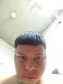 putoso031 online show from 10-15-25, 04:18