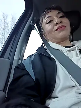 Snapshot of KarolinaReaper chatting on 01-18-25, 01:29 KarolinaReaper online show from 01-18-25, 01:29