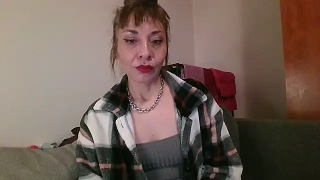 Snapshot of KarolinaReaper chatting on 01-30-25, 06:21 KarolinaReaper online show from 01-30-25, 06:21