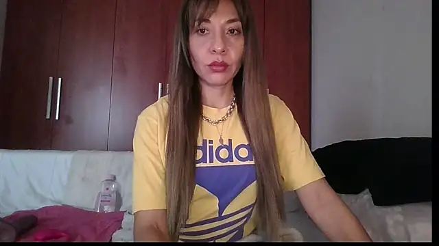 Snapshot of KarolinaReaper chatting on 11-06-25, 12:17 KarolinaReaper online show from 11-06-25, 12:17