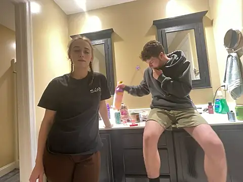 Maxinebabyyy online show from 12-18-24, 02:32