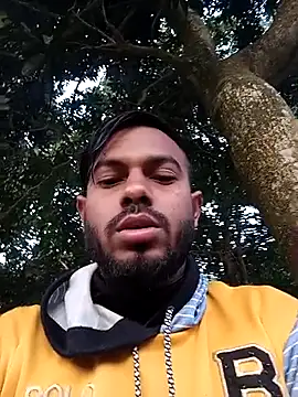 Snapshot of arafat_mia chatting on 02-07-26, 01:09 arafat mia online show from 02-07-26, 01:09