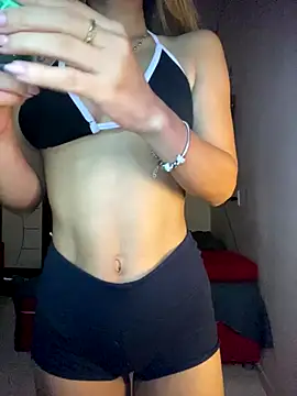 Carolinen online show from 09-10-25, 06:19