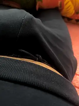 rana9639 1 online show from 12-16-24, 04:34