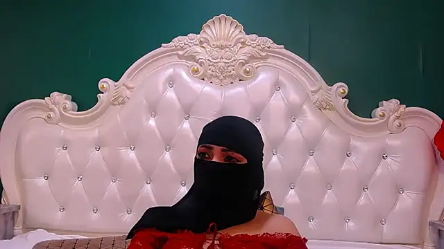 Snapshot of Hajar_Kar chatting on 01-16-25, 12:20 Hajar Kar online show from 01-16-25, 12:20