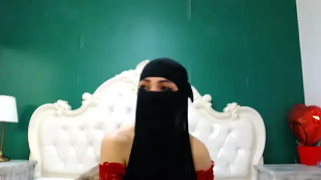 Snapshot of Hajar_Kar chatting on 02-12-25, 05:26 Hajar Kar online show from 02-12-25, 05:26