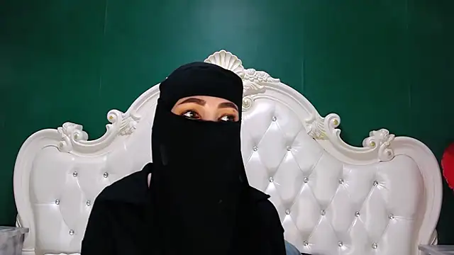 Snapshot of Hajar_Kar chatting on 02-21-25, 08:07 Hajar Kar online show from 02-21-25, 08:07
