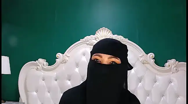 Snapshot of Hajar_Kar chatting on 03-06-25, 08:30 Hajar Kar online show from 03-06-25, 08:30