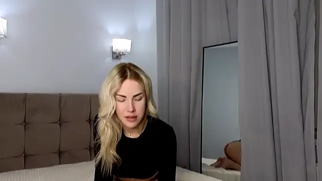 magnificent angel online show from 02-13-25, 06:59