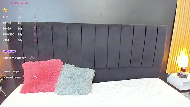 Snapshot of sweetsofia18 chatting on 01-19-25, 10:28 sweetsofia18 online show from 01-19-25, 10:28