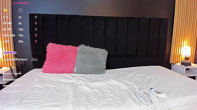 Snapshot of sweetsofia18 chatting on 01-26-25, 10:23 sweetsofia18 online show from 01-26-25, 10:23