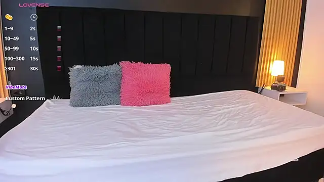 Snapshot of sweetsofia18 chatting on 02-26-25, 10:15 sweetsofia18 online show from 02-26-25, 10:15