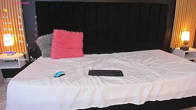 Snapshot of sweetsofia18 chatting on 03-12-25, 10:37 sweetsofia18 online show from 03-12-25, 10:37