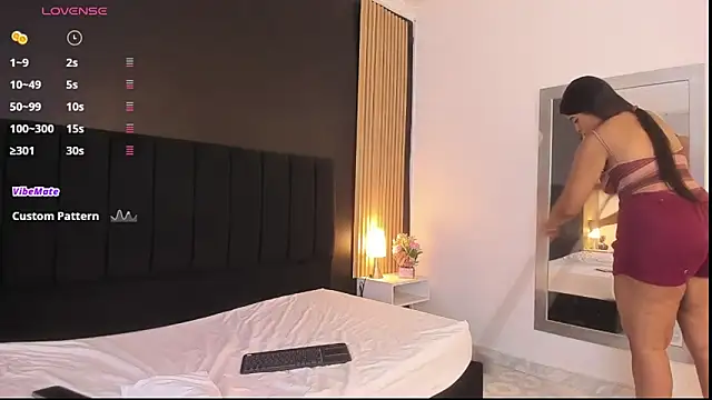 Snapshot of sweetsofia18 chatting on 11-21-25, 10:52 sweetsofia18 online show from 11-21-25, 10:52