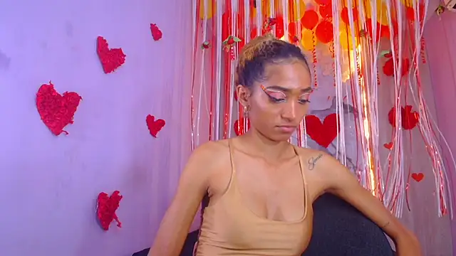 Charlotte Love10 online show from 02-12-25, 06:40