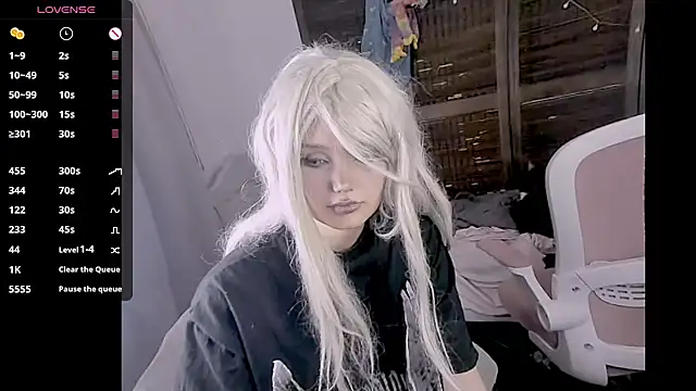 Snapshot of madokapruriens chatting on 10-20-25, 10:21 madokapruriens online show from 10-20-25, 10:21