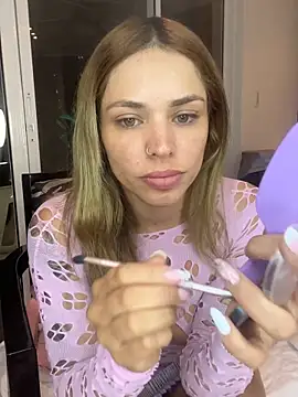 Snapshot of ambarsorachi chatting on 10-02-25, 01:01 ambarsorachi online show from 10-02-25, 01:01