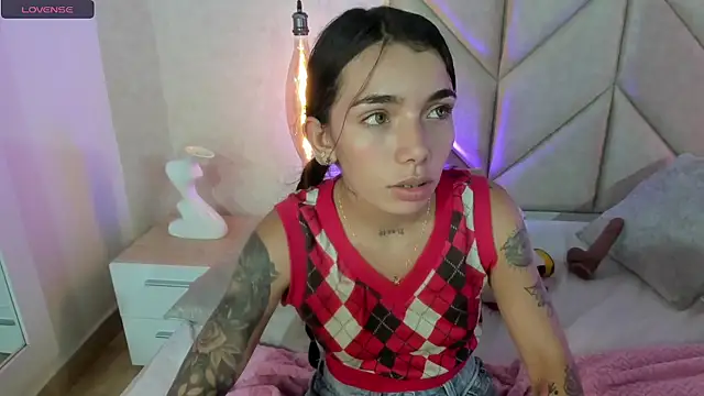 Mollymoon1 online show from 12-11-24, 12:02