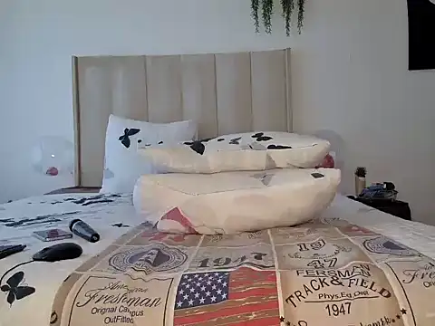 Pearl 00 online show from 03-11-25, 06:10