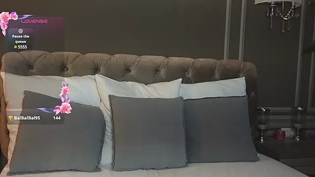 Snapshot of AnnieStylesx chatting on 03-20-25, 05:02 AnnieStylesx online show from 03-20-25, 05:02