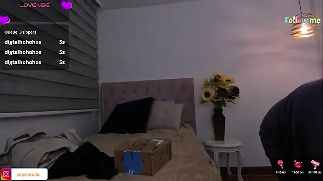 Snapshot of Missbrave1 chatting on 03-20-25, 01:35 Missbrave1 online show from 03-20-25, 01:35