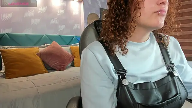 Snapshot of Missbrave1 chatting on 11-11-25, 07:36 Missbrave1 online show from 11-11-25, 07:36