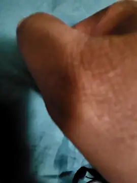 Snapshot of xxxlhung4uxxx chatting on 09-13-25, 04:23 xxxlhung4uxxx online show from 09-13-25, 04:23