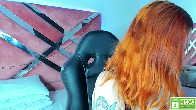 Snapshot of madame_ibby chatting on 12-24-24, 08:49 madame ibby online show from 12-24-24, 08:49