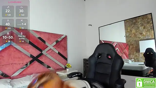 Snapshot of madame_ibby chatting on 01-28-25, 07:42 madame ibby online show from 01-28-25, 07:42