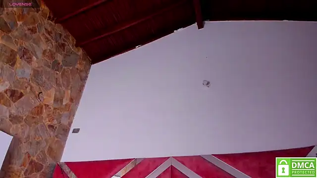 Snapshot of madame_ibby chatting on 02-21-25, 08:38 madame ibby online show from 02-21-25, 08:38