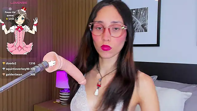 doll bella  online show from 04-25-26, 07:44