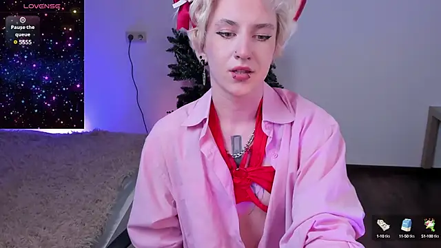 Snapshot of Tonyyxxx chatting on 12-21-24, 05:36 Tonyyxxx online show from 12-21-24, 05:36