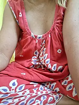 Melody Shyla online show from 10-29-25, 11:17