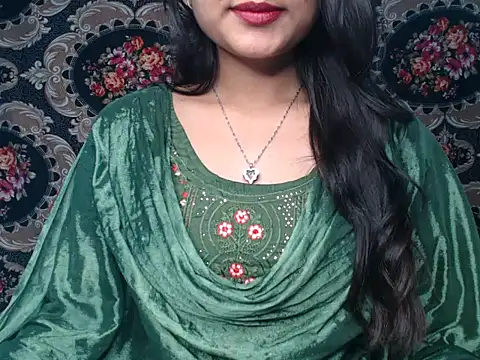 Wish Queen online show from 02-15-26, 01:52