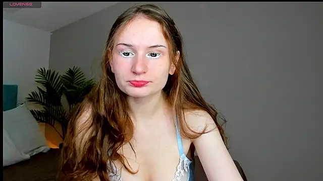 L1ittle kitty  online show from 12-20-25, 06:31