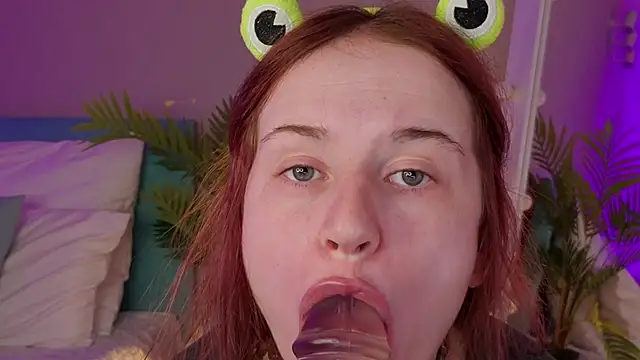 L1ittle kitty  online show from 03-31-26, 04:35