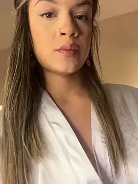 Alisha-Bond online show from 03-20-25, 11:02