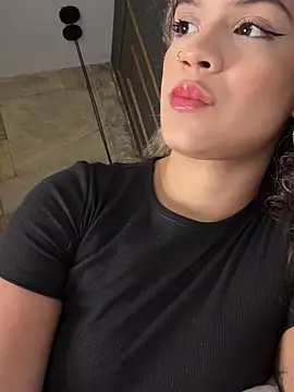 Alisha-Bond online show from 06-11-26, 12:32