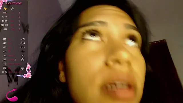 Snapshot of valeriah_7 chatting on 12-12-24, 03:43 valeriah 7 online show from 12-12-24, 03:43