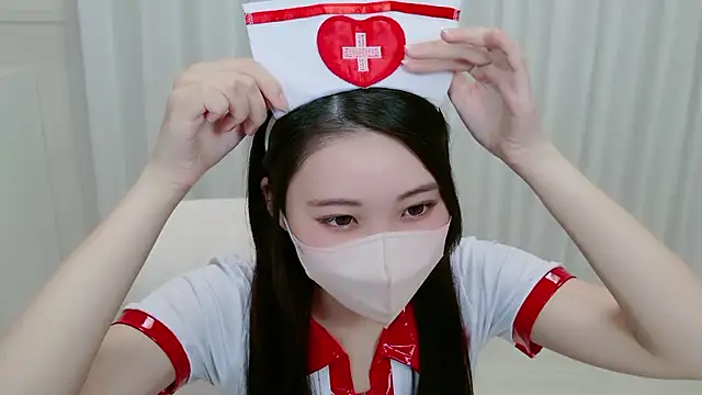 yuki room online show from 11-05-25, 01:11