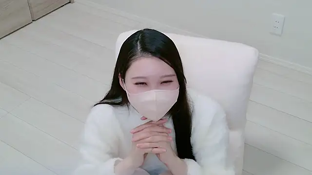 yuki room online show from 04-01-26, 12:06