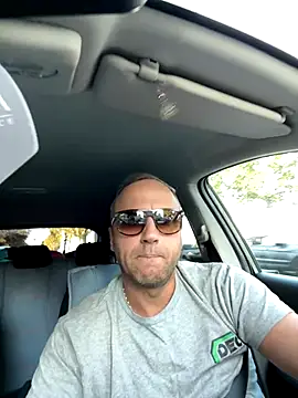 Snapshot of Lecatore80 chatting on 10-02-25, 03:52 Lecatore80 online show from 10-02-25, 03:52