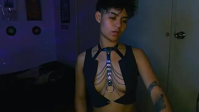 Snapshot of alex_one888 chatting on 11-12-25, 10:41 alex one888 online show from 11-12-25, 10:41