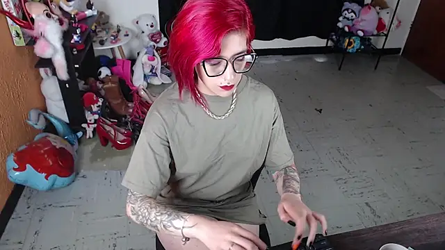 MissMiia2 online show from 02-08-25, 03:42